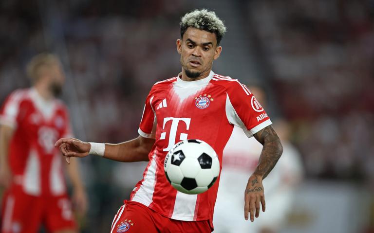 Luis Díaz playing for Bayern Munich