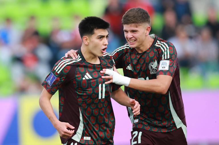 VALPARAISO, CHILE - OCTOBER 04: Gilberto Mora of Mexico celebrates after scoring his team's first goal with teammate Tahiel Jimenez during the FIFA U-20 World Cup Chile 2025 Group C match between Mexico and Morocco at Estadio Elías Figueroa Brander on October 04, 2025 in Valparaiso, Chile. (Photo by Hector Vivas - FIFA/FIFA via Getty Images)